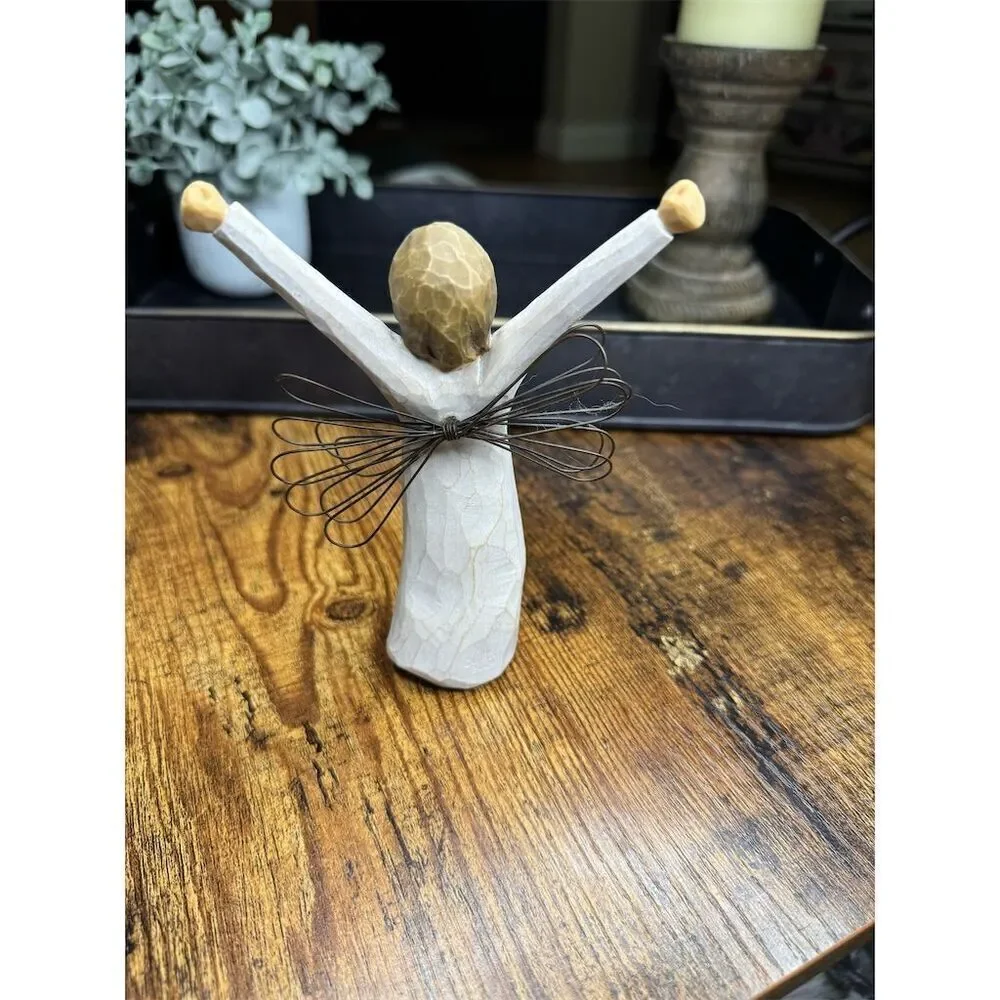 Willow Tree Courage Angel Figure 2004 Susan Lordi